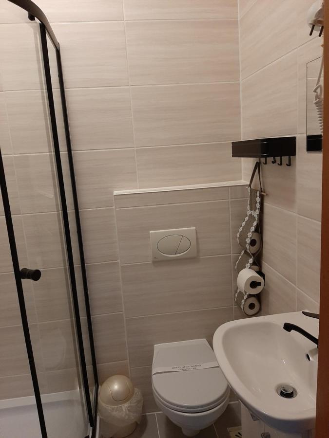 Noclegi Viktor Kalwaria Zebrzydowska Exterior foto