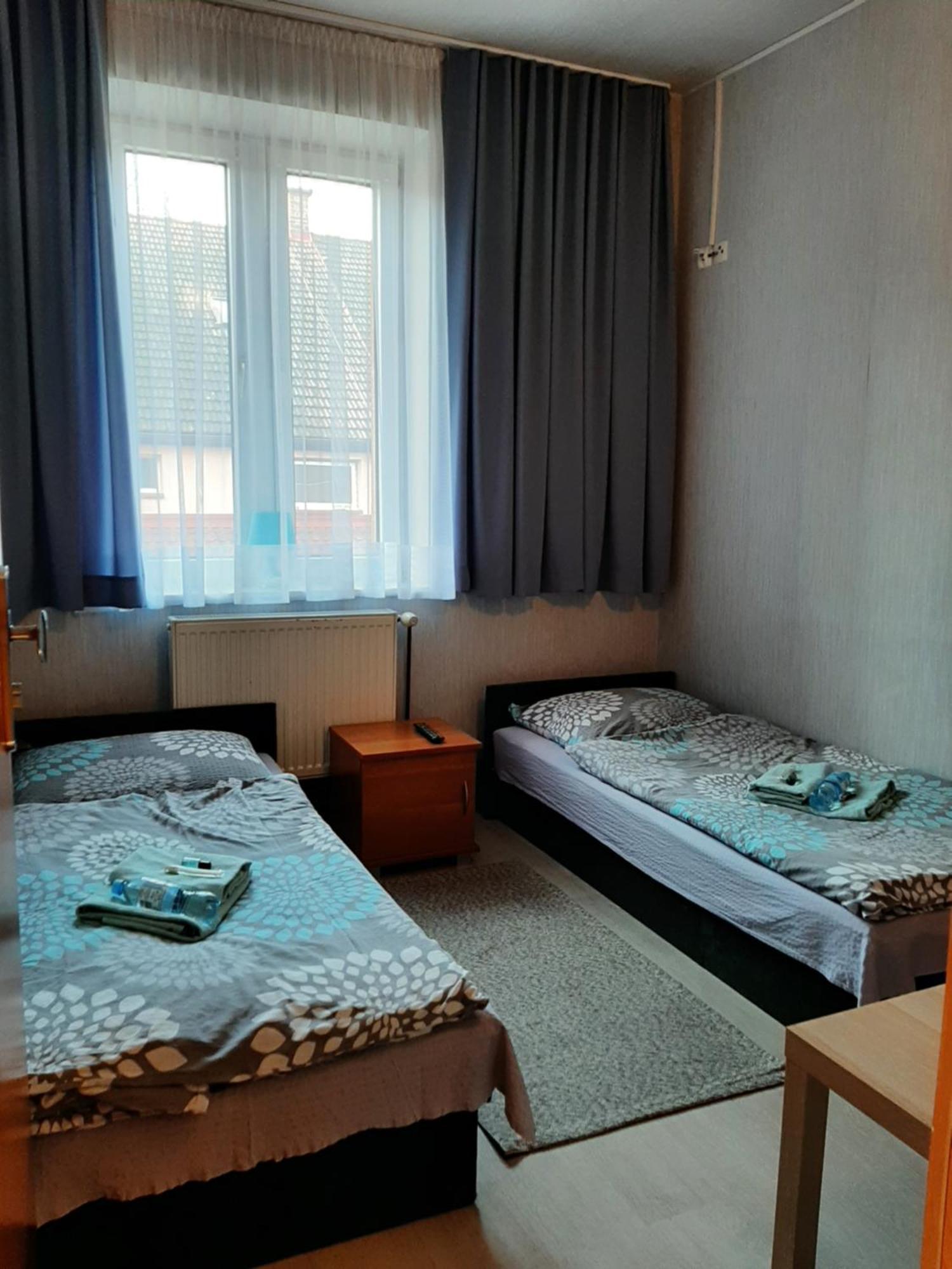 Noclegi Viktor Kalwaria Zebrzydowska Exterior foto